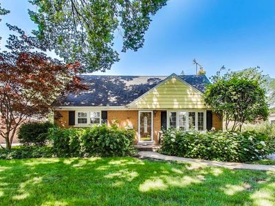 210 N Russel St, Mount Prospect, IL, 60056