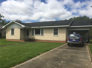 802 6th St, Gueydan, LA 70542