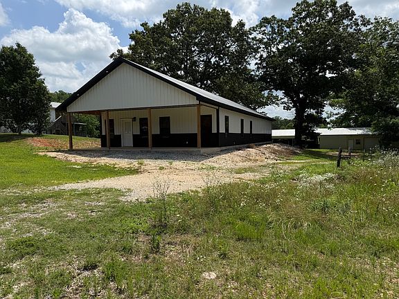 2nd image of 3527 State Highway 58