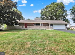 3 Woodcliffe Dr, Trenton, NJ 08690