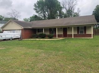 803 Phyfer St, New Albany, MS 38652