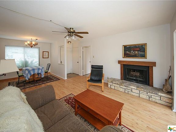4th image of 1185 Parkview Dr APT D24