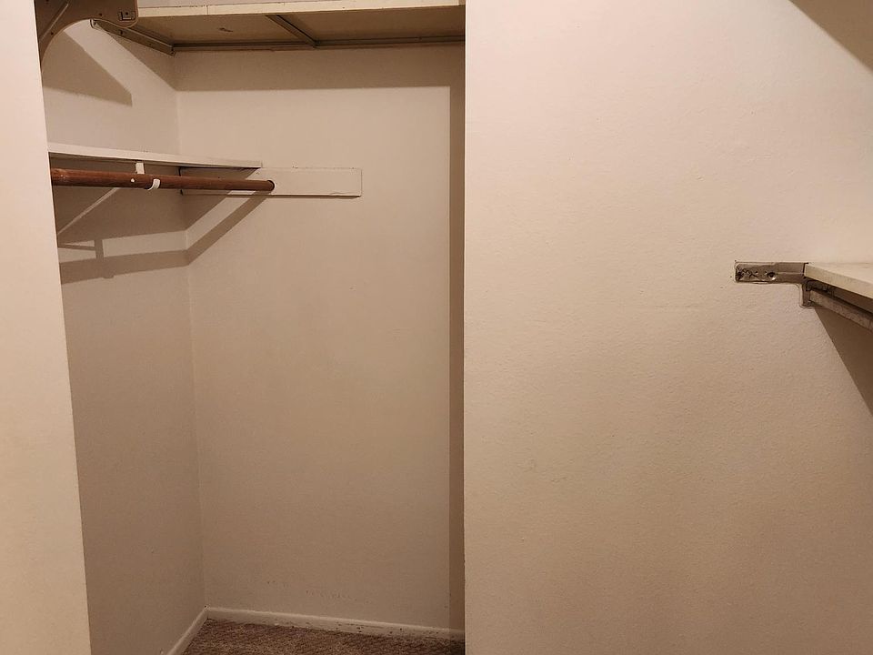 2nd image of 100 S Doheny Dr APT 302