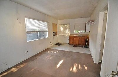 4th image of 521 N Orange Ave