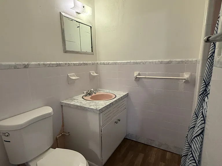 Ensuite Bath