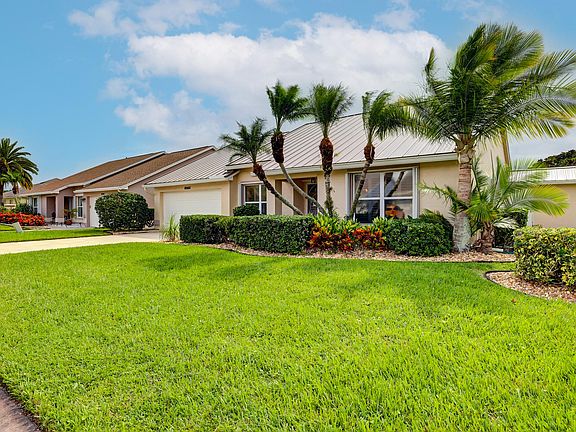 3rd image of 1042 NW Tuscany Drive