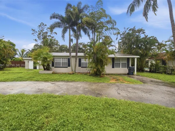 49 W Mango Rd, Lake Worth, FL 33467
