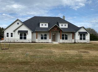 4241 Spring Garden Rd, Midlothian, TX 76065