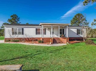 501 W Quartermaster Dr, Loris, SC 29569