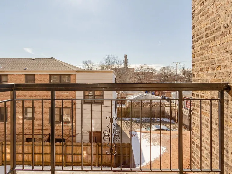 5726 N Mozart St #1A — Photo 14