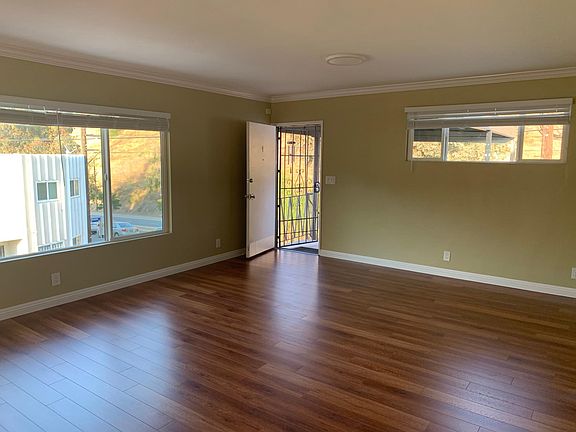 3rd image of 4541 Don Tomaso Dr APT 4
