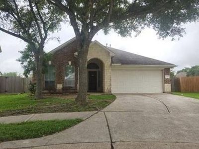 412 Sandstone Creek Ln, Dickinson, TX, 77539