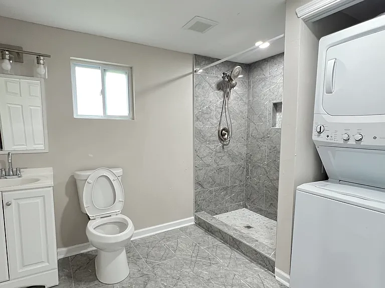 3609 Eastgate Dr #B — Photo 5