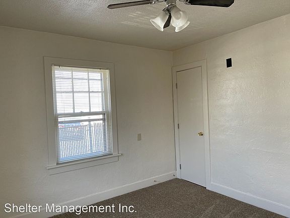 5th image of 440 Lancaster Dr SE #33