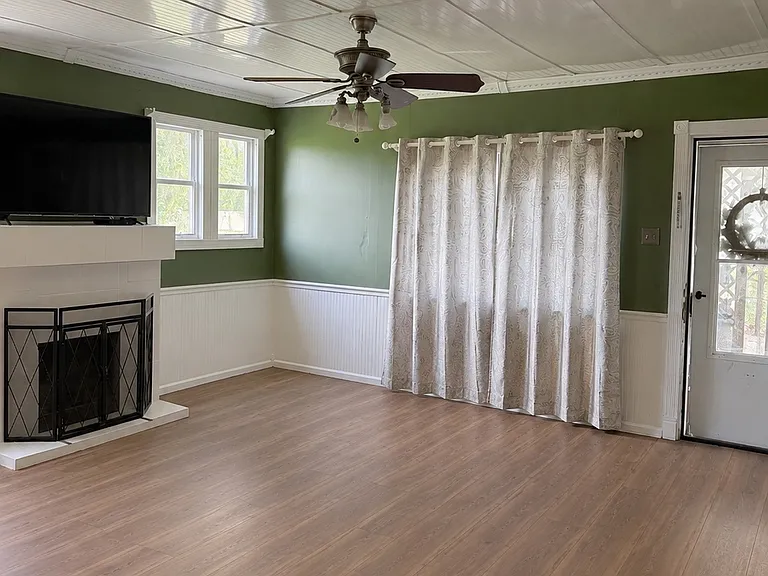 6731 Bowie Rd — Photo 8