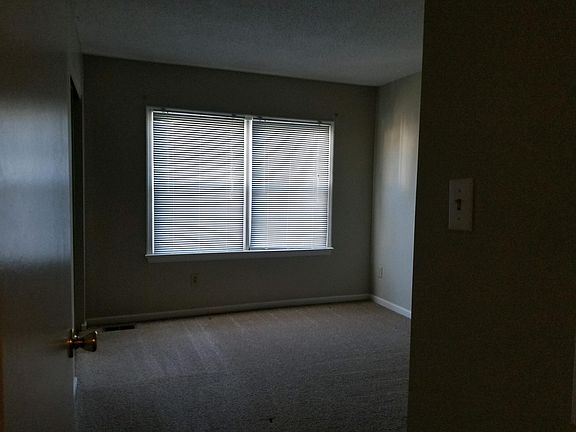 4th image of 401 Camberley Way APT C
