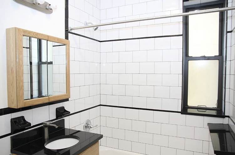 2nd image of 114 W 238th St APT 1E