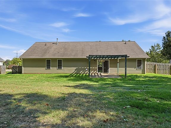 5th image of 8912 Isabelle Ln