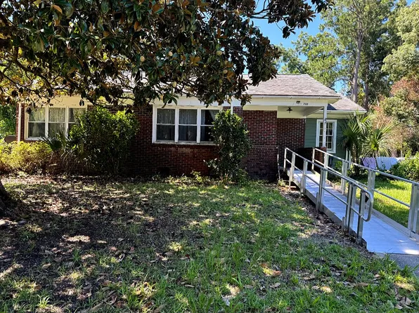 2408 Waverly Way, Beaufort, SC 29902