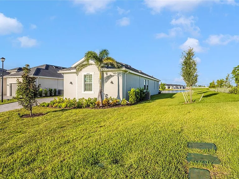 17697 Santorini Ct — Photo 55