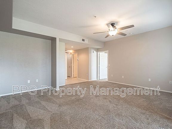 5th image of 7401 W Arrowhead Clubhouse Dr Unit 2085