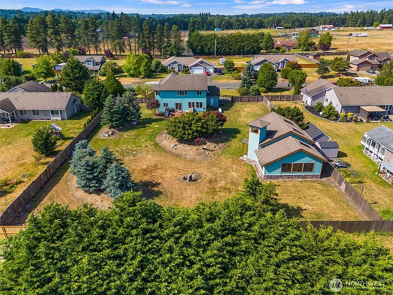4th image of 4819 181st Lane SW