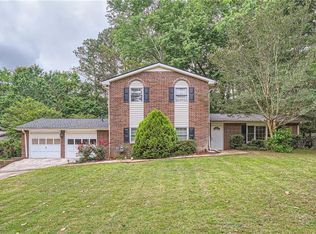 1147 Golden Cir SW, Lilburn, GA 30047