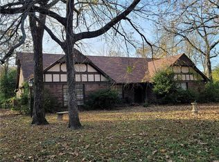 121 Paddock Ln, Fort Smith, AR 72903