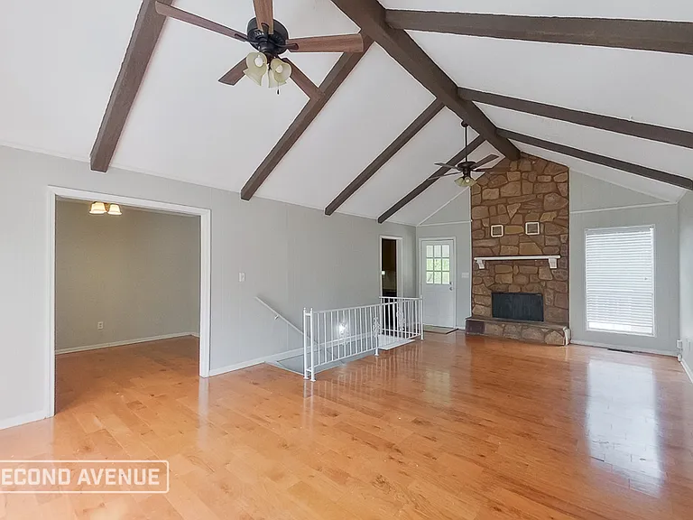 2341 9th Pl NW — Photo 2
