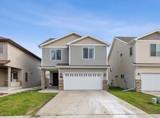 934 31st Ave W, West Fargo, ND