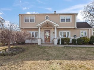 202 Orchid Rd, Levittown, NY 11756