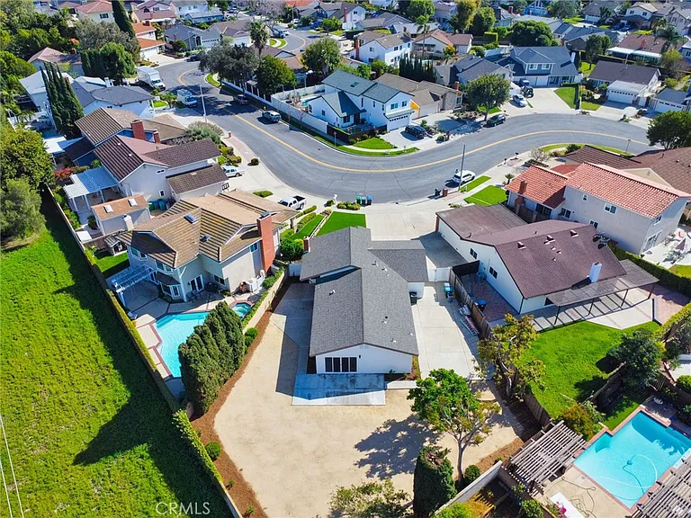 15061 Talley St — Photo 38