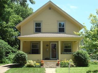 622 Ridgewood Ave, Ames, IA 50010