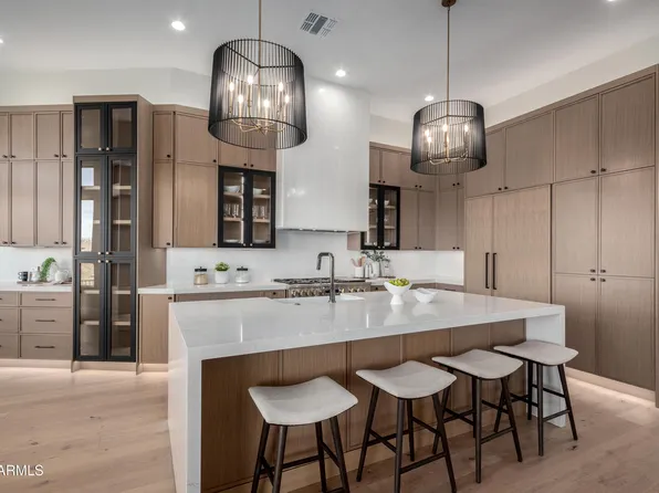 11380 E SAND HILLS Road, Scottsdale, AZ 85255