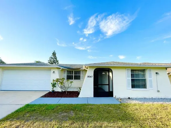 5647 Mirada Dr, Holiday, FL 34690