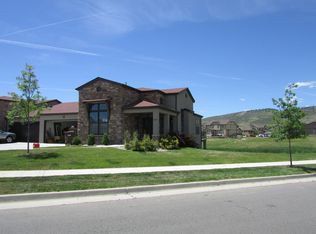 1003 Bella Vira Dr, Fort Collins, CO 80521