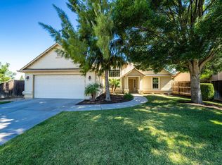 2499 Lighthouse Ct, Madera, CA 93637