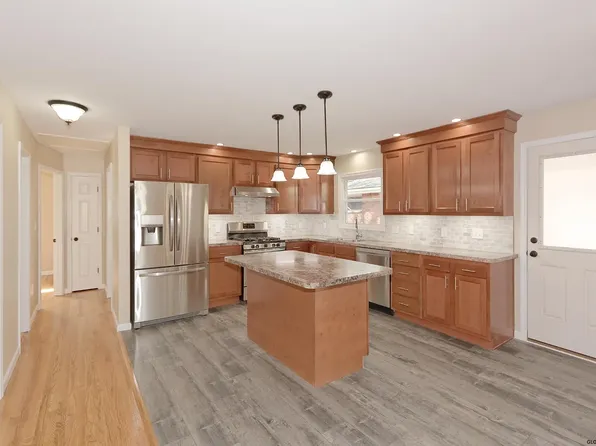 614 Park Ave, Albany, NY 12208