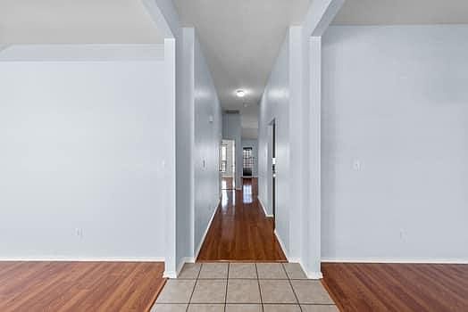 4th image of 1525 Brookleaf Dr