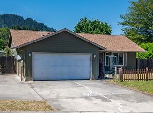 162 SE Wildwood Way, Myrtle Creek, OR 97457