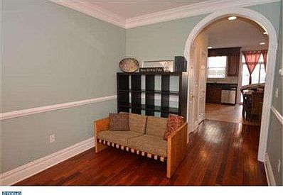 5th image of 1927 Kimball St