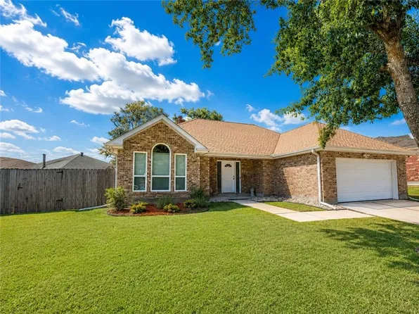 537 W Marlin Ct, Gretna, LA 70056
