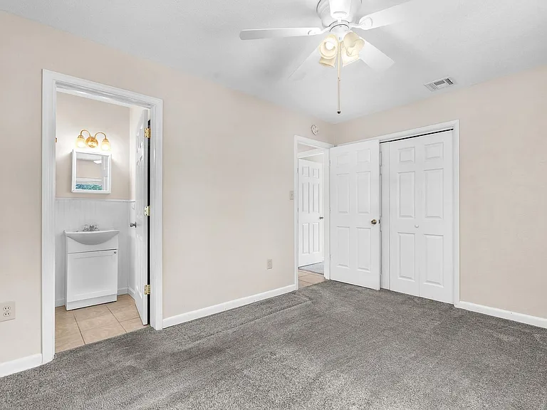 385 Lincoln Ave — Photo 27