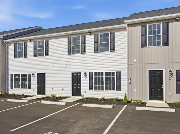 413 N Washington Ave #10, Pulaski, VA 24301