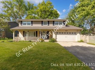 6S110 Carlyle Ct, Naperville, IL 60540