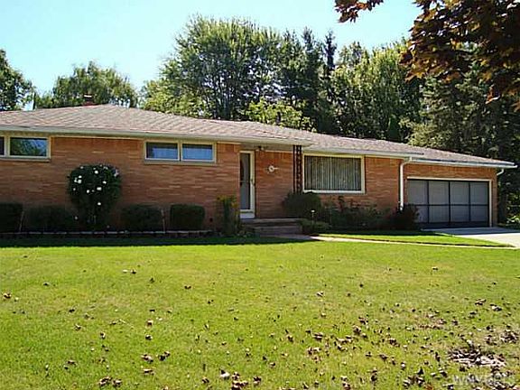 2nd image of 96 Dauer Dr