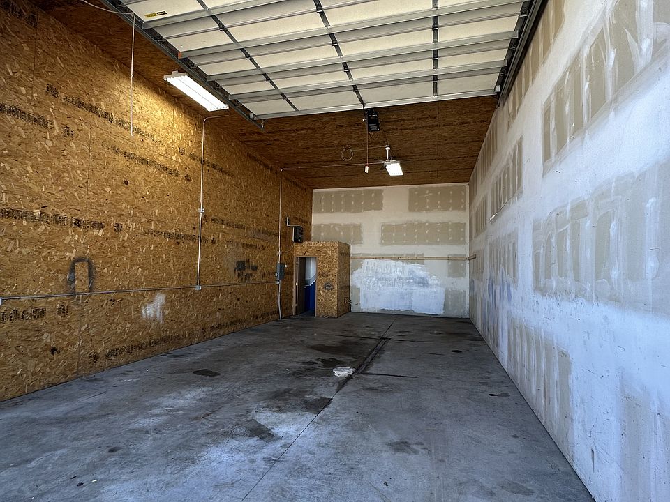 1st image of 1624 6th Ave SW #13