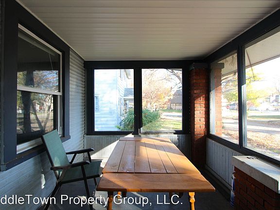 5th image of 808 W Beechwood Ave #8986958