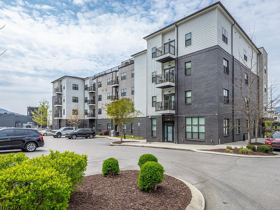 1st image of 804 Riverfront Pkwy Unit 208
