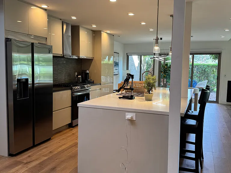 48990 Wildwood Ln — Photo 2